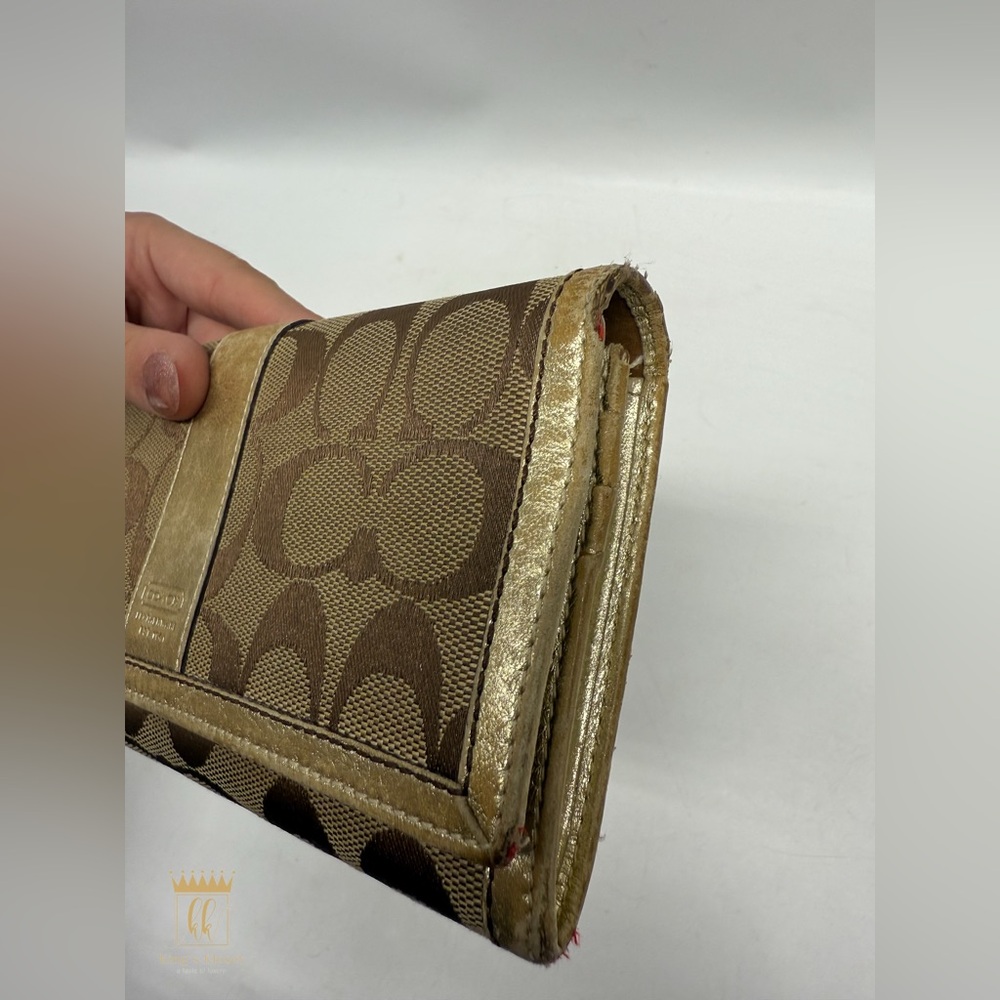 💛SOLD💛Coach long Wallet - Picture 4 of 11